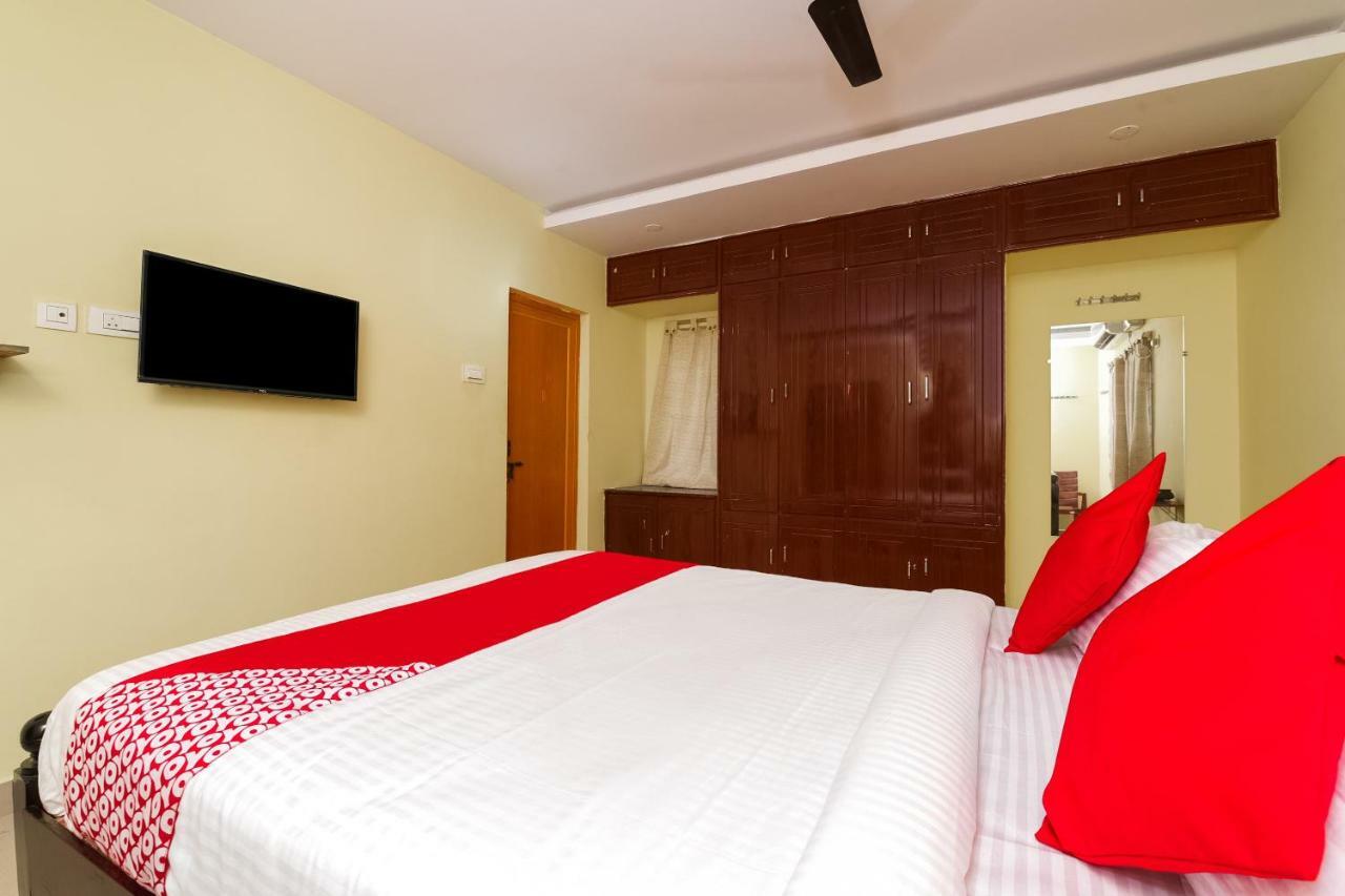 Oyo 26234 Annapurna Nilayam Hotell Vijayawāda Exteriör bild